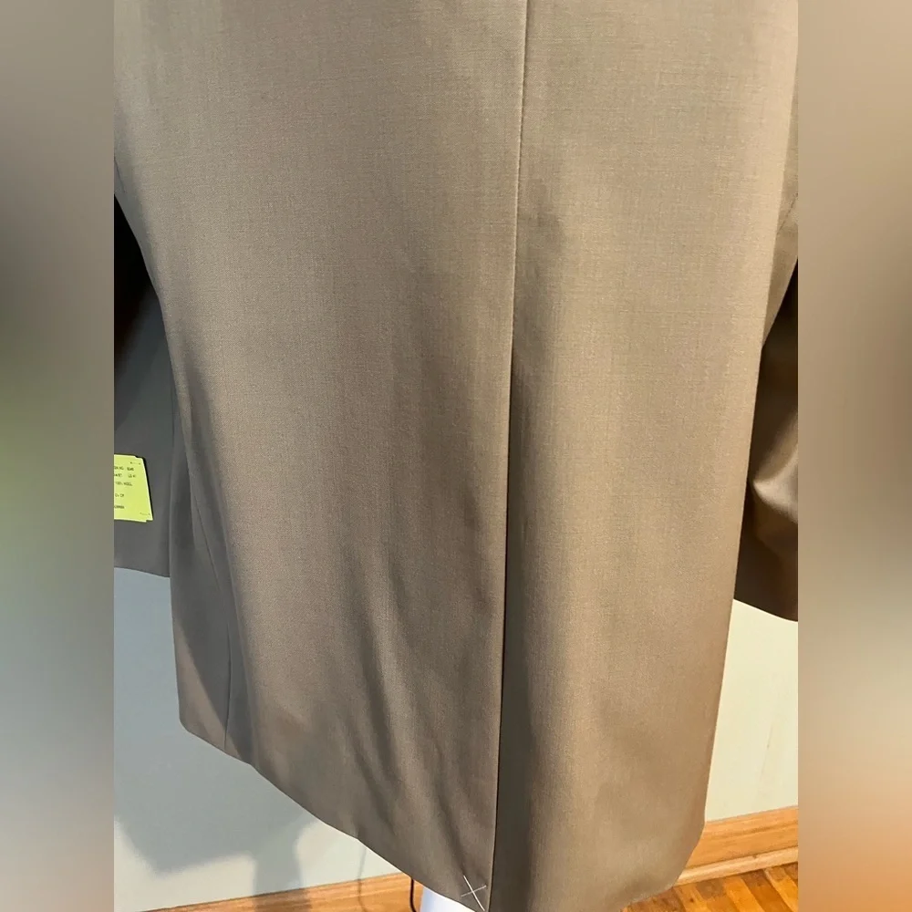 Charneys Arthur 100% Wool Carelli Fabric Men's Tan Blazer Size 46L NWT